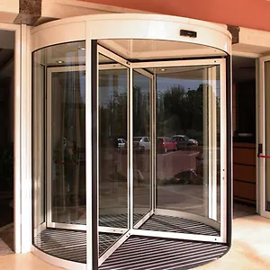 Monte Carlo Palace Hostal