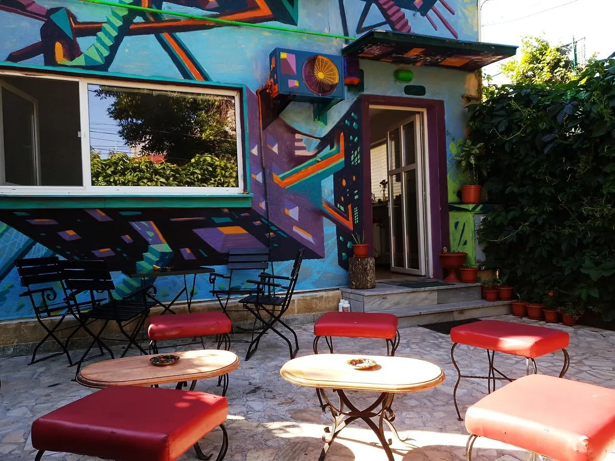 Zen Tribe Hostel Bucharest