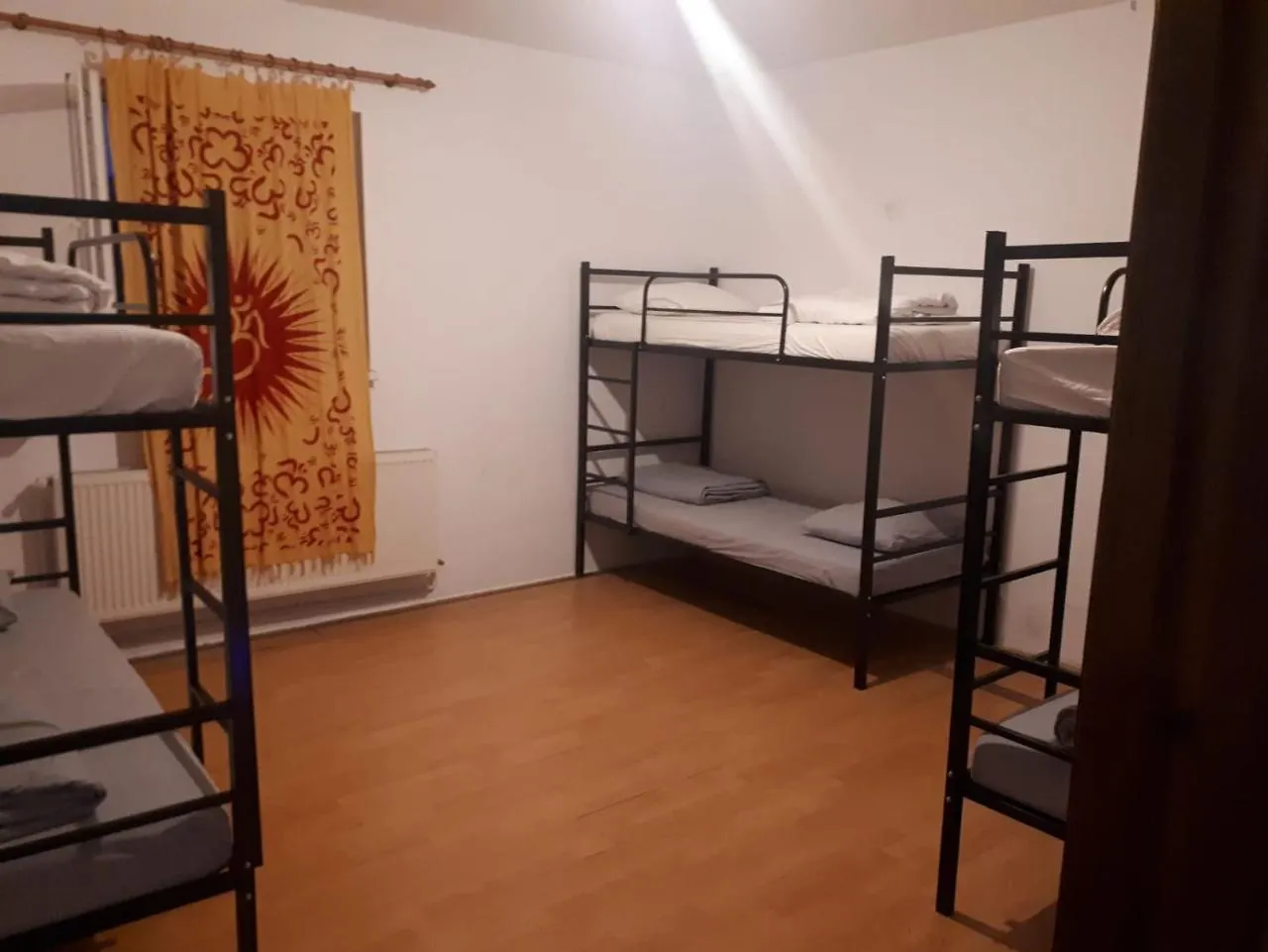 Zen Tribe Hostel Bucharest